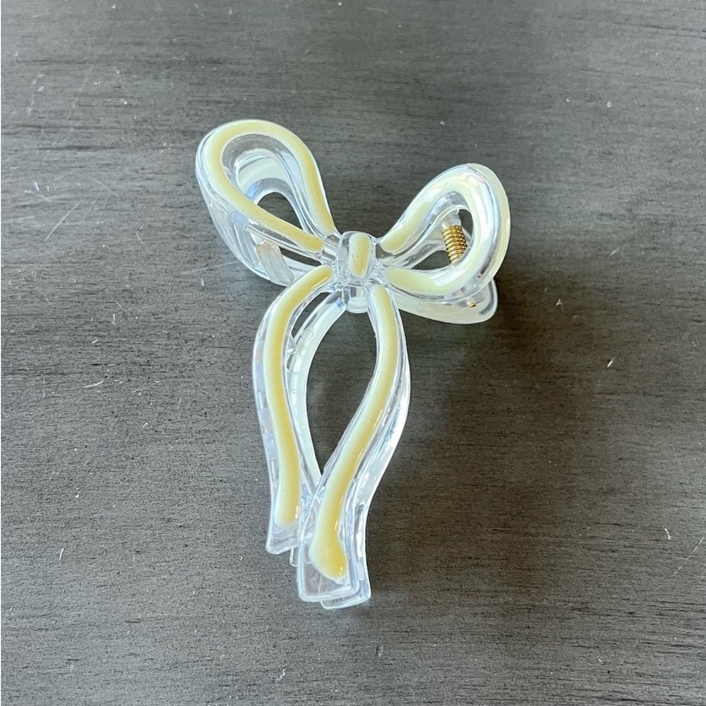 Clear Bow Hair Clip with Pale Yellow Accent